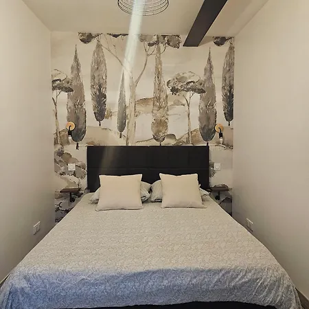 Le Clos Loret Pensión 3*